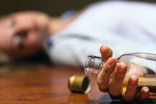 23 yaşlı qızın intihara cəhdinin TƏFƏRRÜATI - “Instagram”dakı şəkilləri ilə şantaj edilib