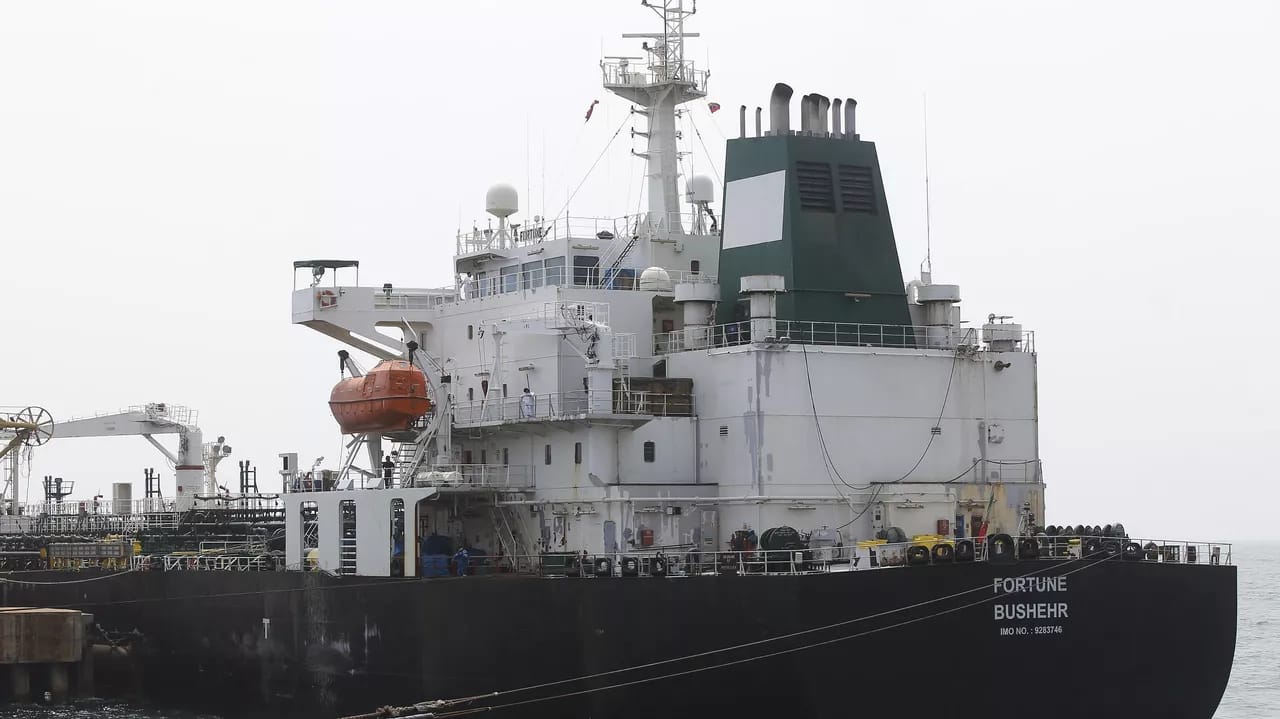 İran sanksiyalara baxmayaraq neft gəlirlərini artırıb