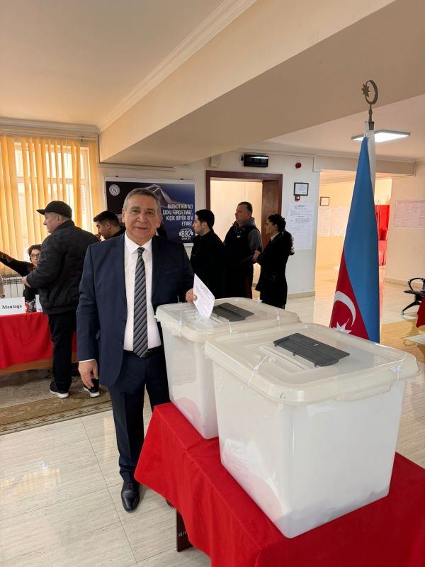 Mətbuat Şurasının sədri Prezident seçkilərində səs verib