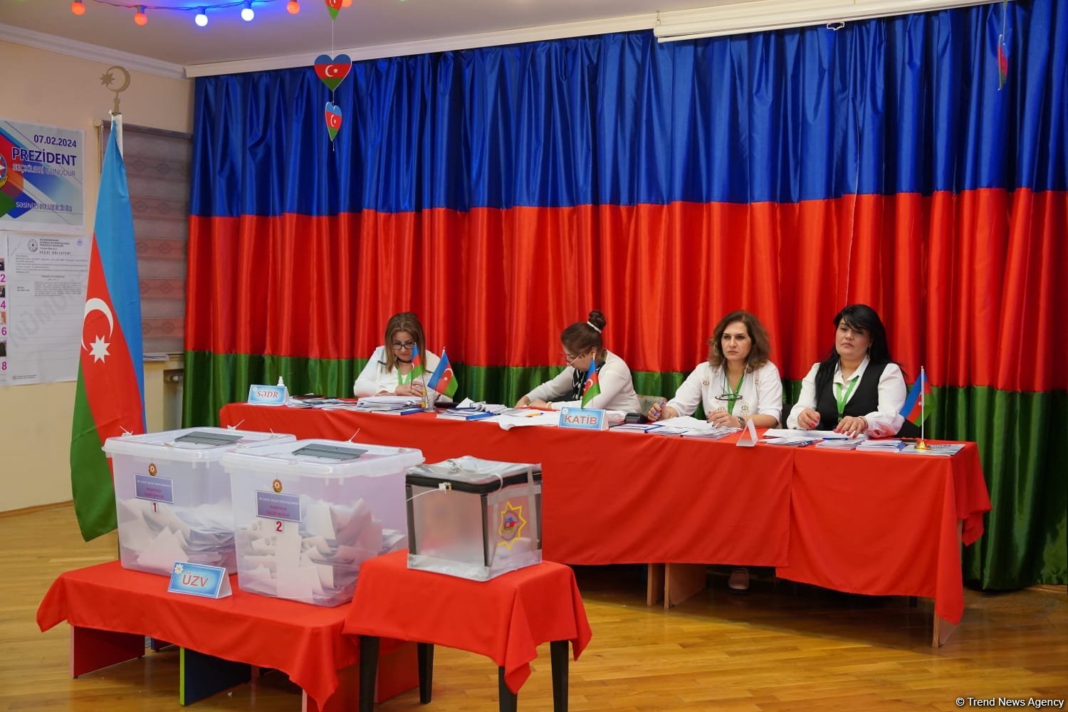 Azərbaycanda Prezident seçkilərində səsvermə bitdi (FOTO)