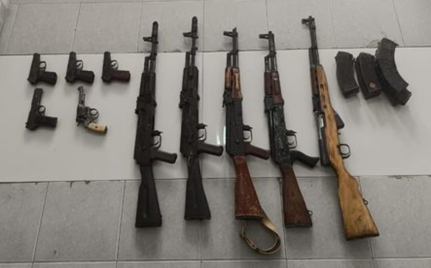 Xankəndidə silah və sursatlar aşkarlanıb