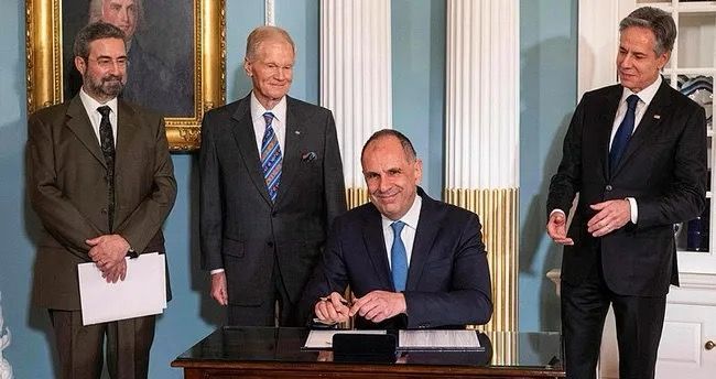 Yunanıstan ABŞ-ın rəhbərlik etdiyi Artemis sazişinə qoşulub