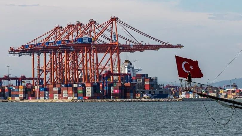 Xarici ticarət dövriyyəsi 4,6 bənd artıb