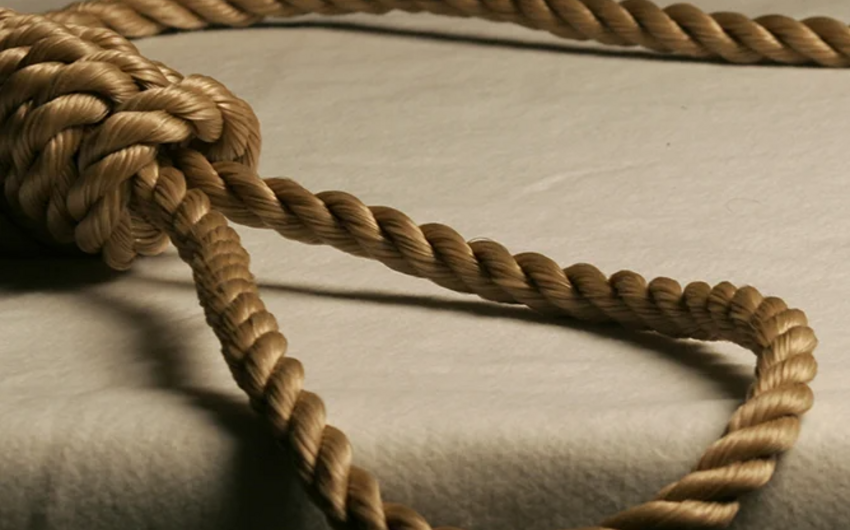 Ağsuda 29 yaşlı oğlan intihar edib