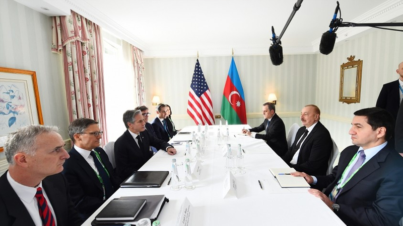 İlham Əliyev Münhendə Entoni Blinkenlə görüşdü (FOTO)