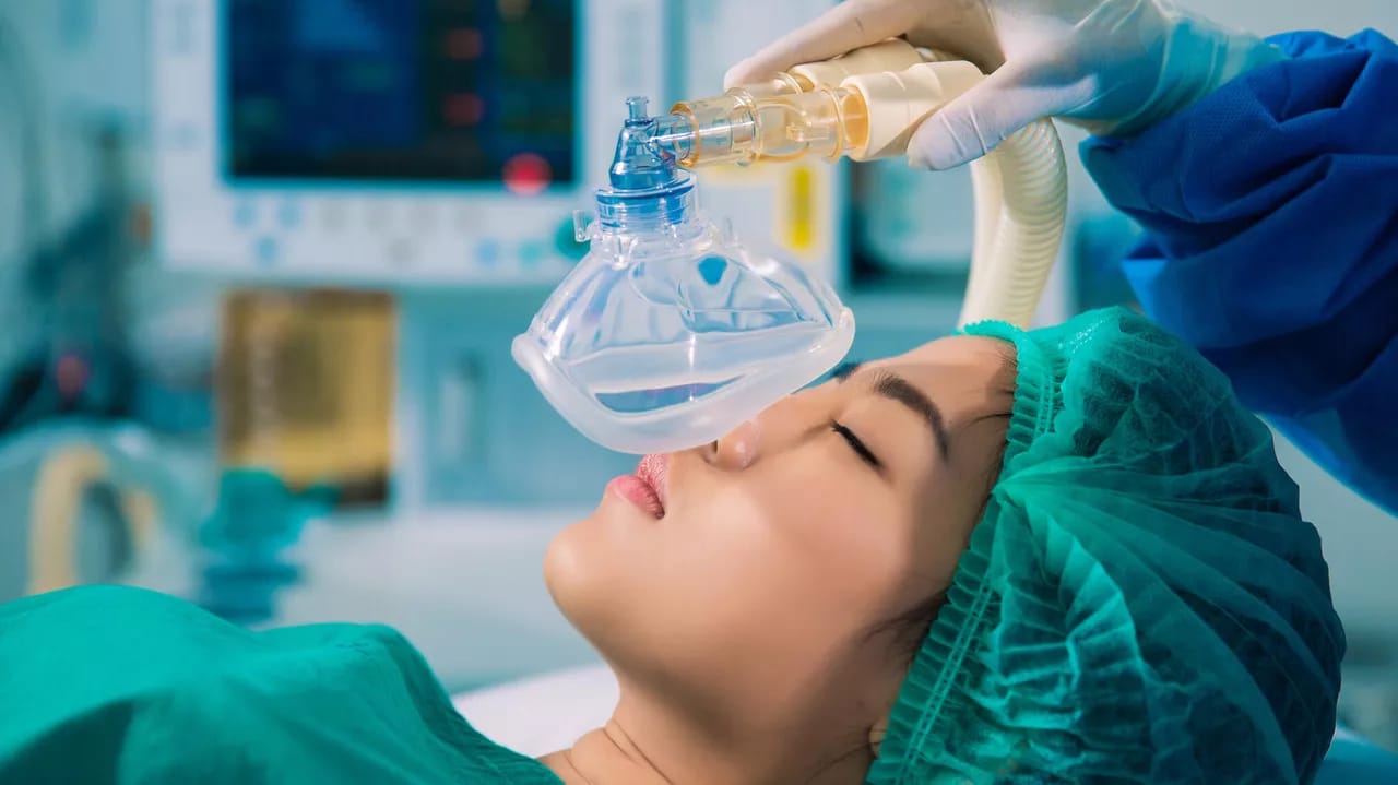 Cənubi Koreyada bu səbəbdən minlərlə təcrübəçi həkim istefa verdi