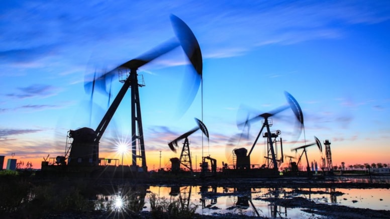 Liviyada bütün neft yataqları və limanlar bağlanıldı