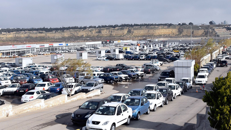 Azərbaycanda bu avtomobillərin qiyməti 30 faiz ucuzlaşdı (VİDEO)