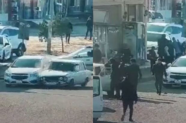 Sükan arxasında ürəyi tutdu, avtomobili dayanmış maşına çırpıldı - ANBAAN VİDEO
