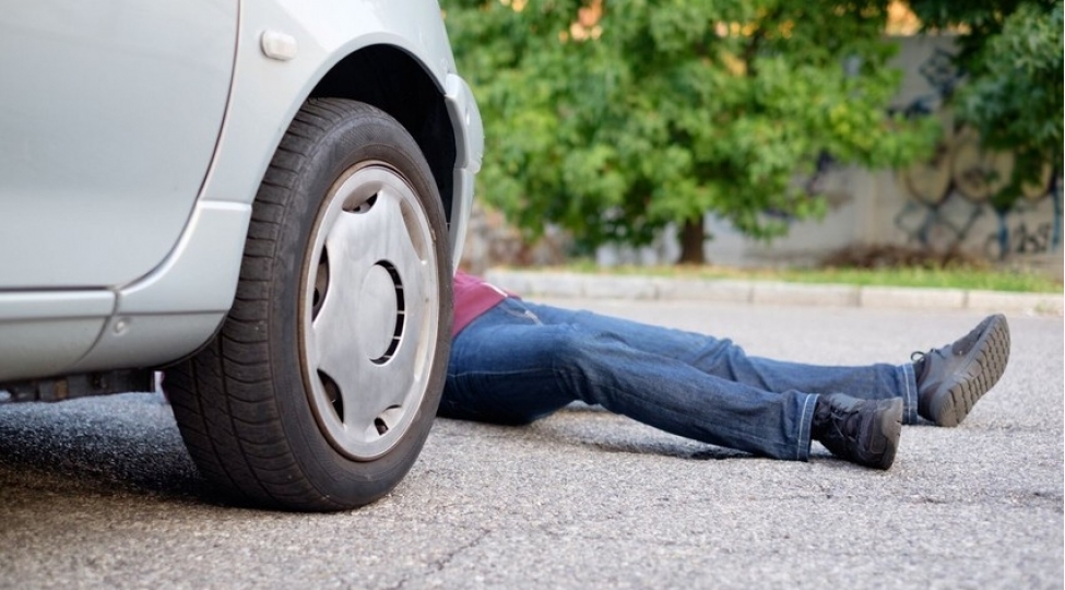 Bakıda 36 yaşlı kişini avtomobil vurub