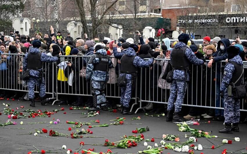 Rusiyada Navalnı ilə vida günü 100-ə yaxın insan saxlanılıb