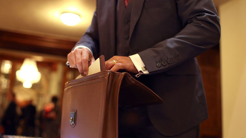 Mingəçevirdə yüksəkvəzifəli şəxs işdən çıxarıldı