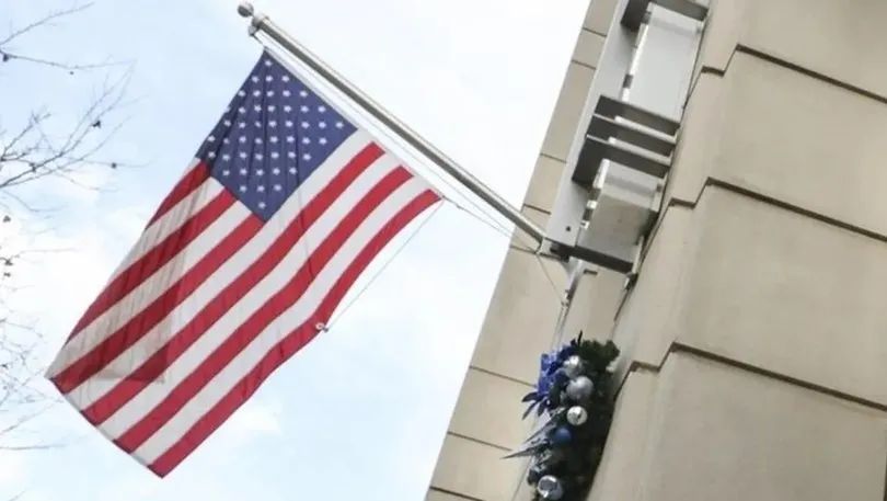 İngilislər ABŞ səhmlərinə axın edib