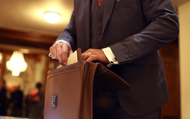 Yarım milyon mənimsəmişdi - 5 ilə cəmi 107 min​ini qaytardı