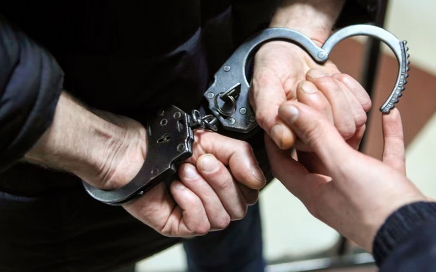 Cəlilabadda yaşayış evlərindən qızıl-zinət əşyaları oğurlayan şəxslər saxlanılıblar