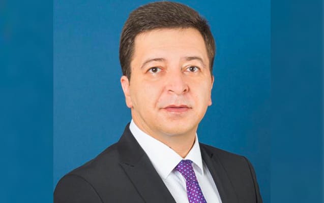 “Onlar Qərbin dirijor çubuğu ilə hərəkət ediblər...” - Elşən Musayev