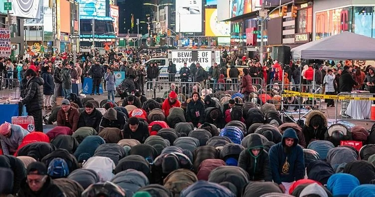 Nyu-Yorkun mərkəzində təravih namazı qılınıb