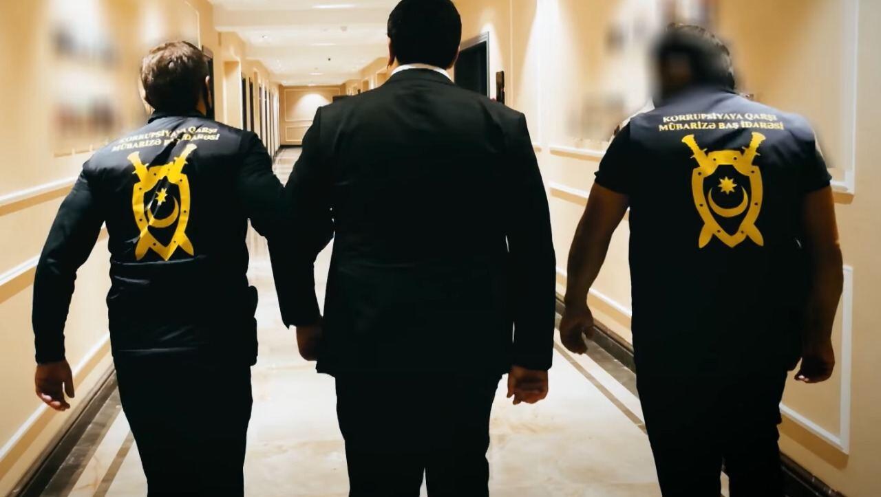 Dövlət Komitəsinin sahə rəisi rüşvət alarkən tutuldu