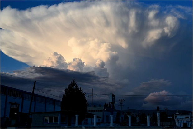 İzmirdə səmada yaranan MÖHTƏŞƏM MƏNZƏRƏ: Görənlər heyran qaldı - FOTO