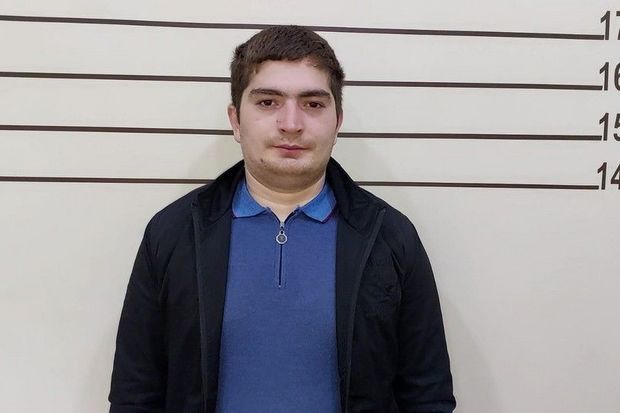 “TikTok”da tanış olduğu şəxsdən narkotik vasitə alan Lənkəran sakini saxlanılıb - FOTO