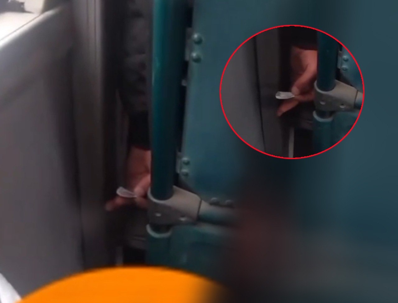 Nömrəsini sərnişinə vermək istəyən sürücü CƏZALANDIRILDI