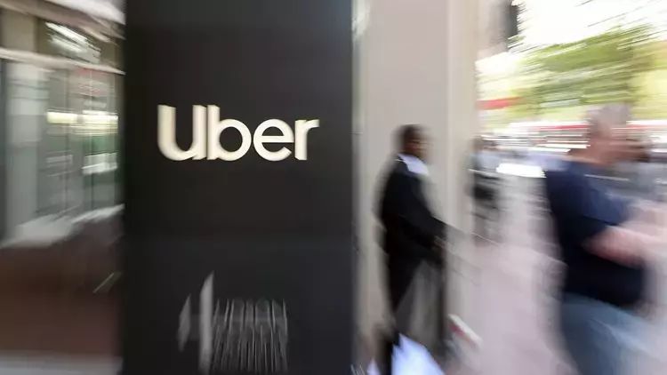 Uber Avstraliyada taksi sürücülərinə 178 milyon dollar ödəməyə razıdır