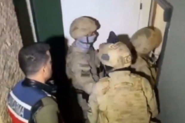 Türkiyədə bir gündə üç mütəşəkkil cinayətkar qrup ələ keçdi - VİDEO