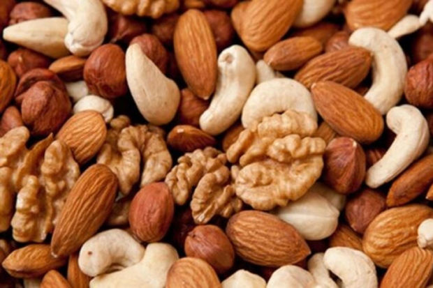 Bir ovucdan artıq yeyilməsi orqanizmə ziyandır