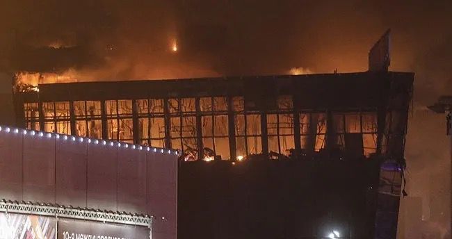 Qanlı hücumda 100-dən çox insanın həyatını xilas etdi