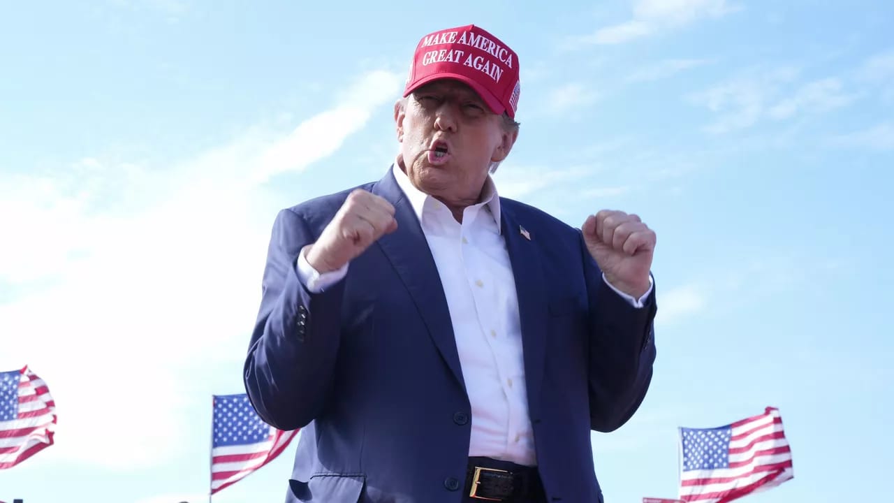 Məhkəmə Trampın çıxışına qadağa qoyub