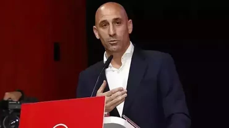 Luis Rubiales üçün 2,5 il həbs tələb edildi