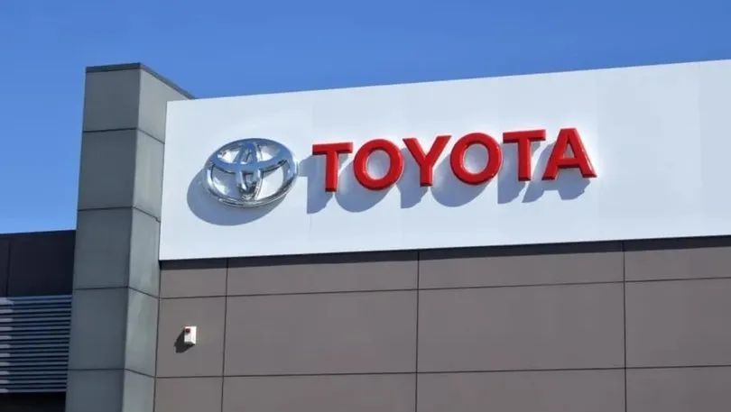 Toyota Motorun satışları azalıb