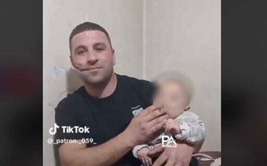 Canlı yayımda bir yaşlı uşağa siqaret çəkdirən ata saxlanılıb