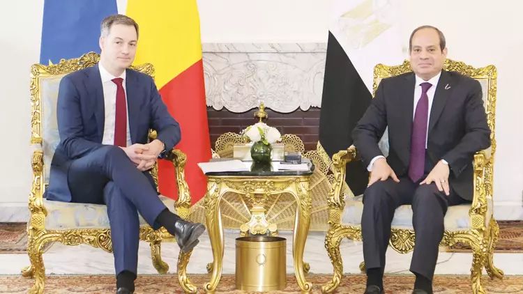 Sisiyə xaricdən 50 milyard dollar dəstək verilib