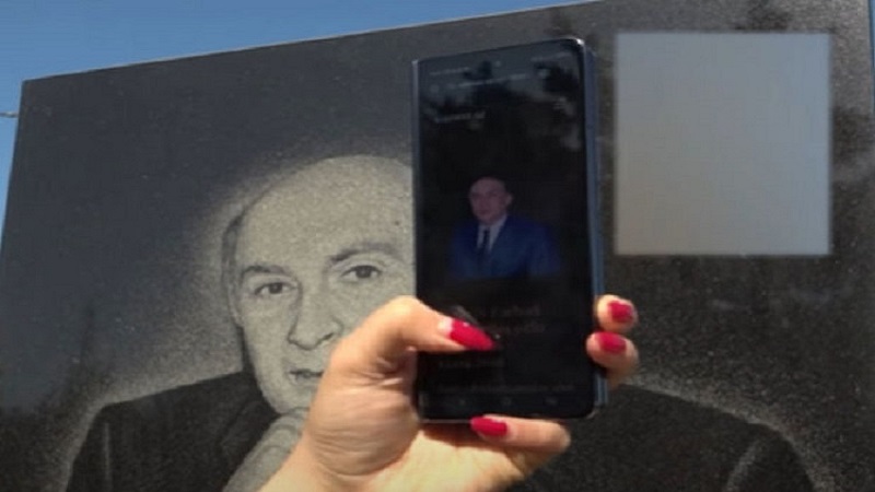 Mərdəkanda məzarlara QR kod qoyuldu (VİDEO)