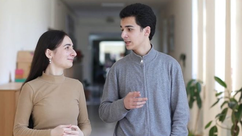 ABŞ universitetinə qəbul alan Mehdi təhsil haqqını ödəyə bilmir (FOTO/VİDEO)