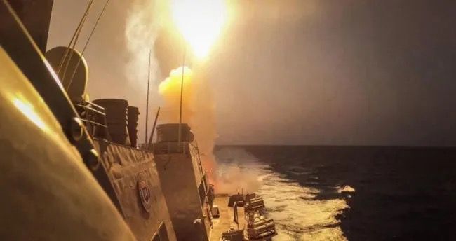 ABŞ Husilərin hava hücumundan müdafiə sistemini hədəfə alıb