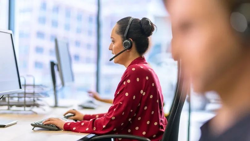 Bank sektorunda uzaqdan müraciətlərin sayı 1,5 milyona çatıb