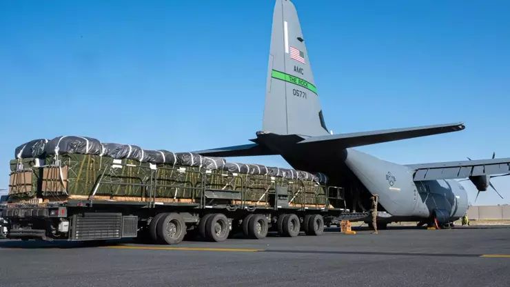 Qəzzaya 38 min qida paketi çatdırılıb