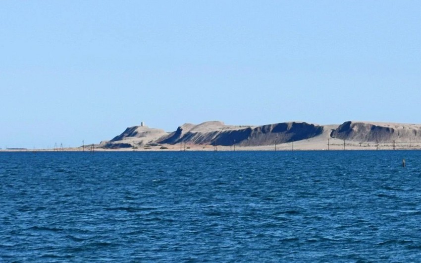 Xəzər dənizində süni torpaq sahələrinin yaradılması ilə bağlı yeni qanun layihəsi ilk oxunuşda təsdiqlənib