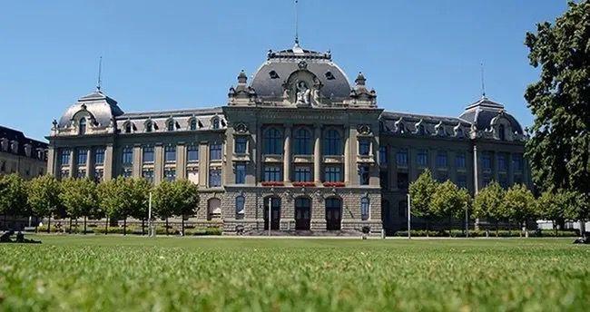 Sosial şəbəkələrdə Fələstini dəstəkləyən paylaşıma görə institutu bağlayıblar