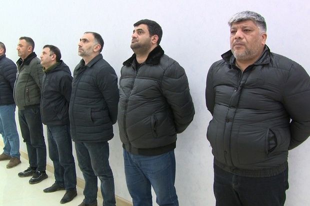 Polisdən Abşeronda ƏMƏLİYYAT: Dəstə üzvləri saxlanıldılar - FOTO/VİDEO