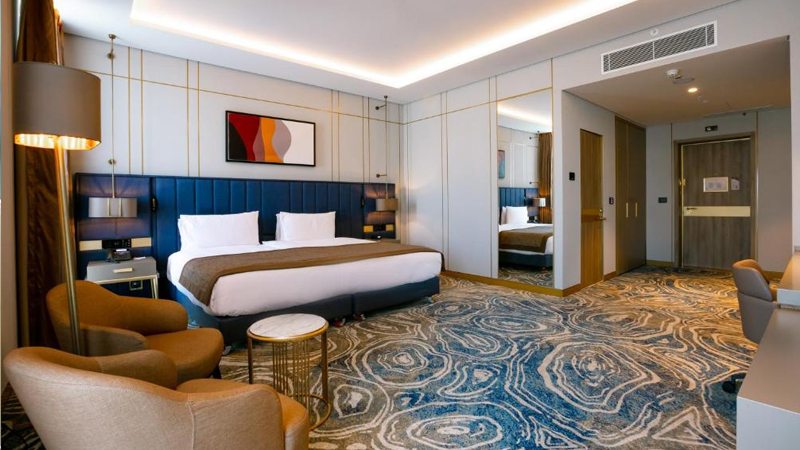 Bakıda oteldə vəzifəli şəxslər zəhərləndi, 2 nəfər vəfat etdi (YENİLƏNİB/AÇIQLAMA/FOTO)