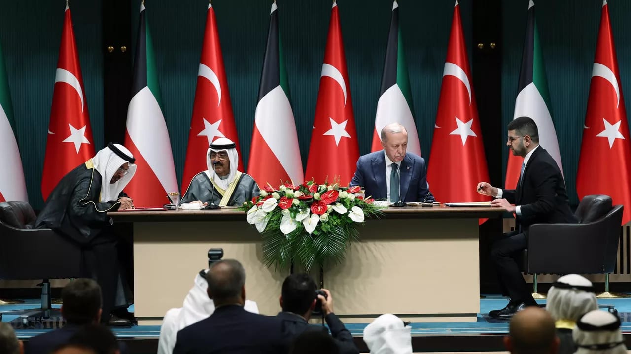 Türkiyə ilə Küveyt arasında 6 müqavilə imzalanıb