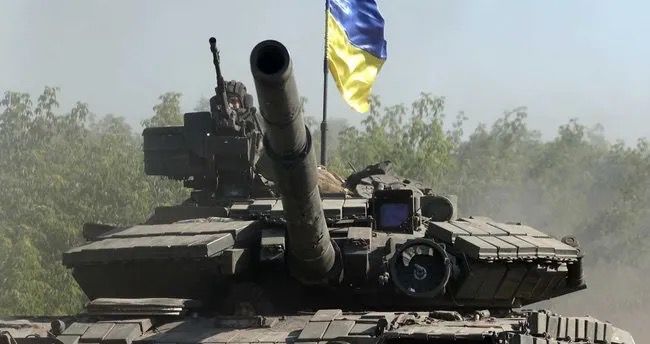 Ukrayna həbsxana məhbuslarını orduya cəlb edəcək