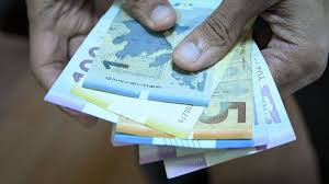 Azərbaycanda aylıq minimum əməkhaqqı saatlıq minimum əməkhaqqı ilə əvəz edilə bilər