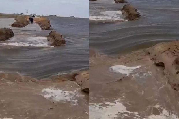 Qazaxıstanda təhlükəli vəziyyət: Daşqınlar ölümcül xəstəlikdən vəfat edənlərin məzarlarını açdı - VİDEO