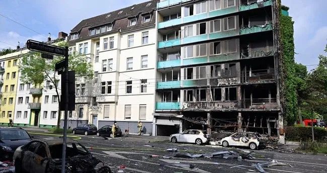 Qəhrəman gənc yanğın zamanı anasını xilas etmək istəyərkən həlak olub