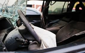 Xırdalanda motosiklet avtomobillə toqquşdu: Azyaşlı xəsarət aldı