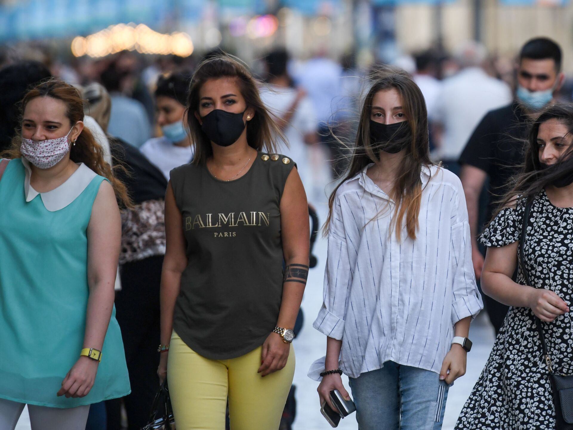 XƏBƏRDARLIQ: Maska taxın, xəstəliyə yoluxa bilərsiniz (VİDEO)